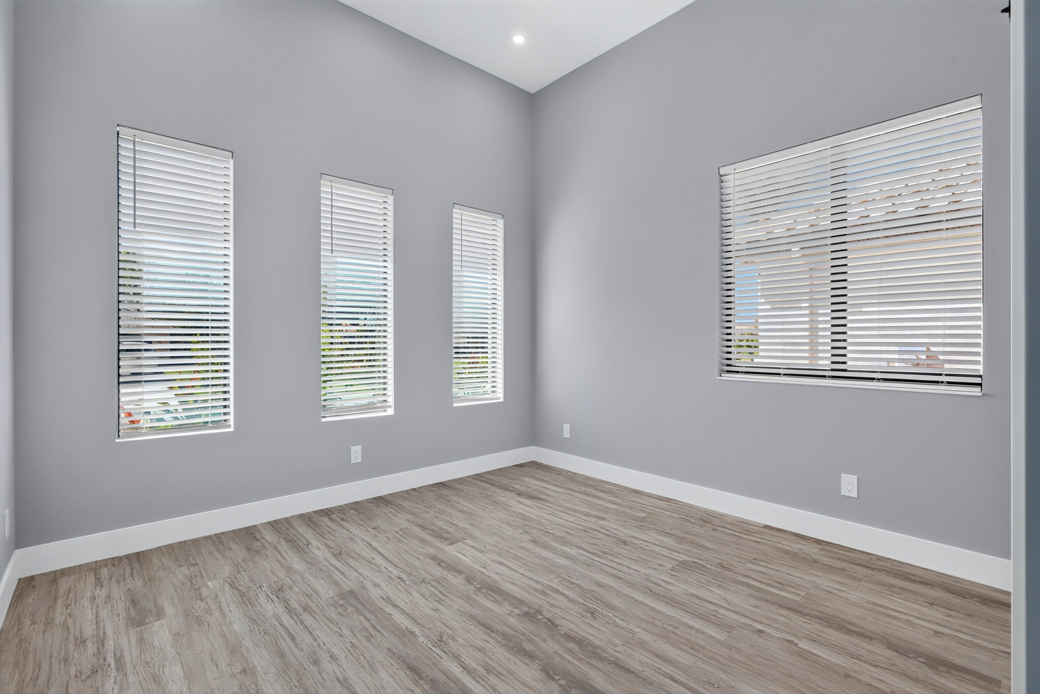 Guest Bedroom 1 - 1 of 2