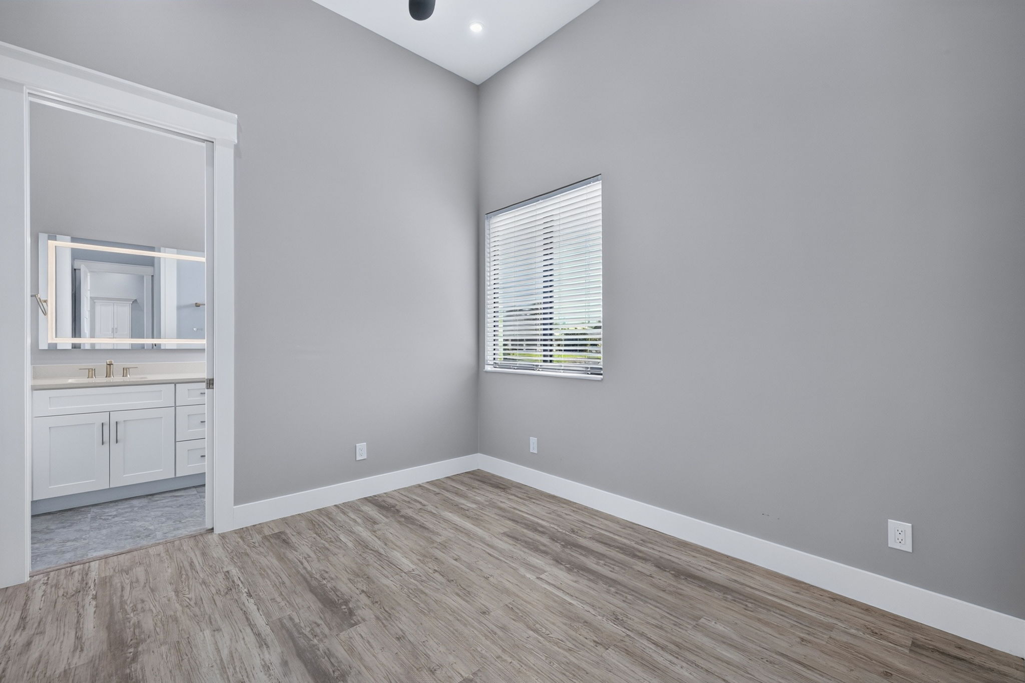 Guest Bedroom 3 - 1 of 2