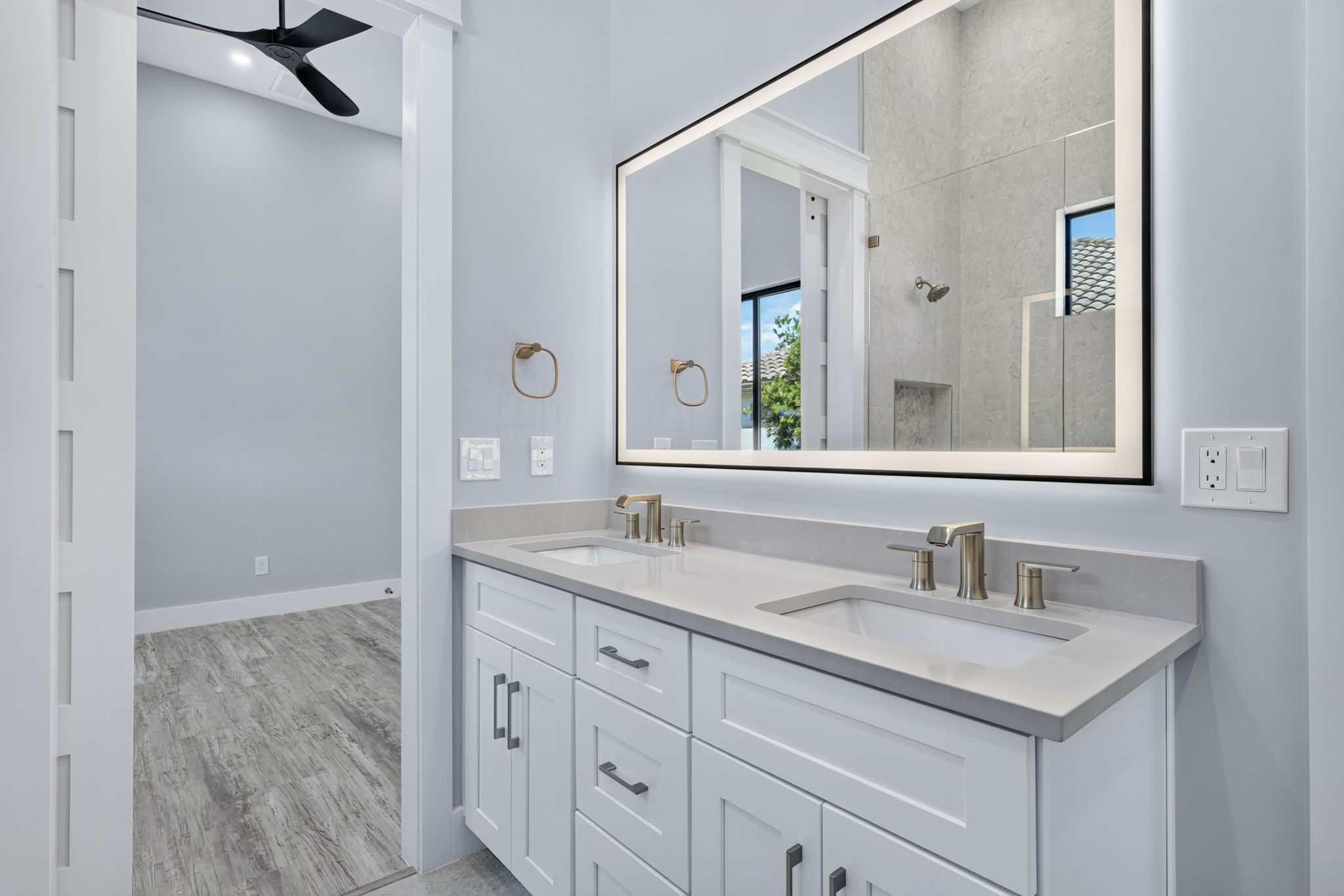 Guest Bathroom 1 - 2 of 2