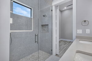 Guest Bathroom 1 - 1 of 2