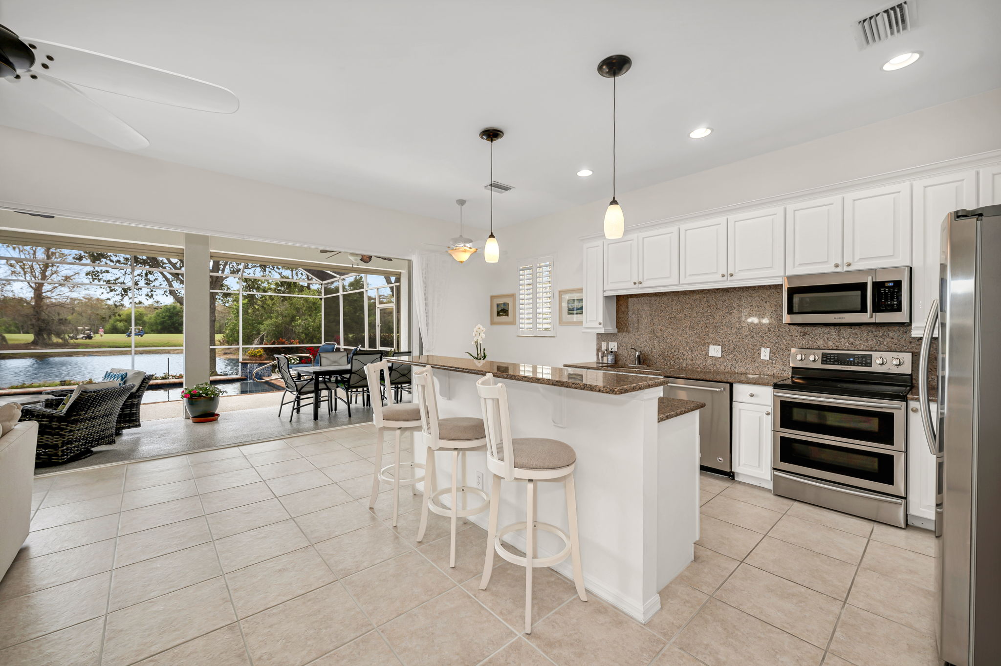 Breakfast Bar- Kitchen