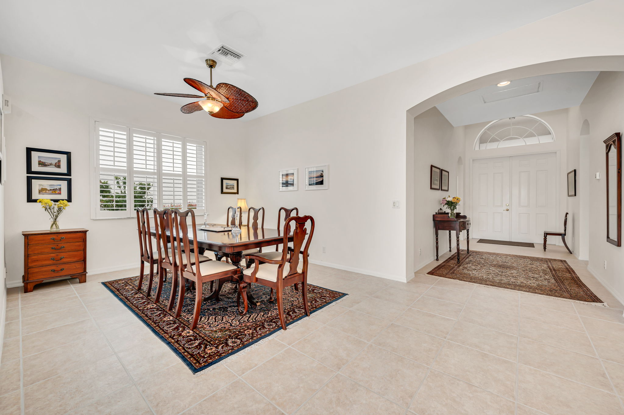 Dining - Foyer