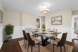 DSC05118-2 virtually staged.jpeg