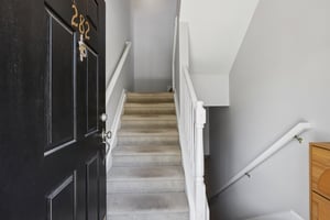 Roslyn Ct-S3006-013.jpg