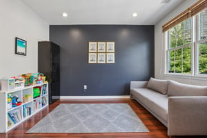 Roslyn Ct-S3006-033.jpg