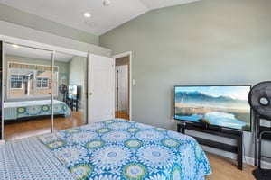 Roslyn Ct-S3006-047.jpg