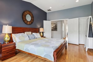 Roslyn Ct-S3006-055.jpg