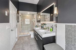 Roslyn Ct-S3006-059.jpg