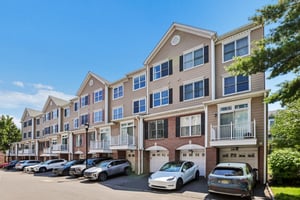 Roslyn Ct-S3006-068.jpg
