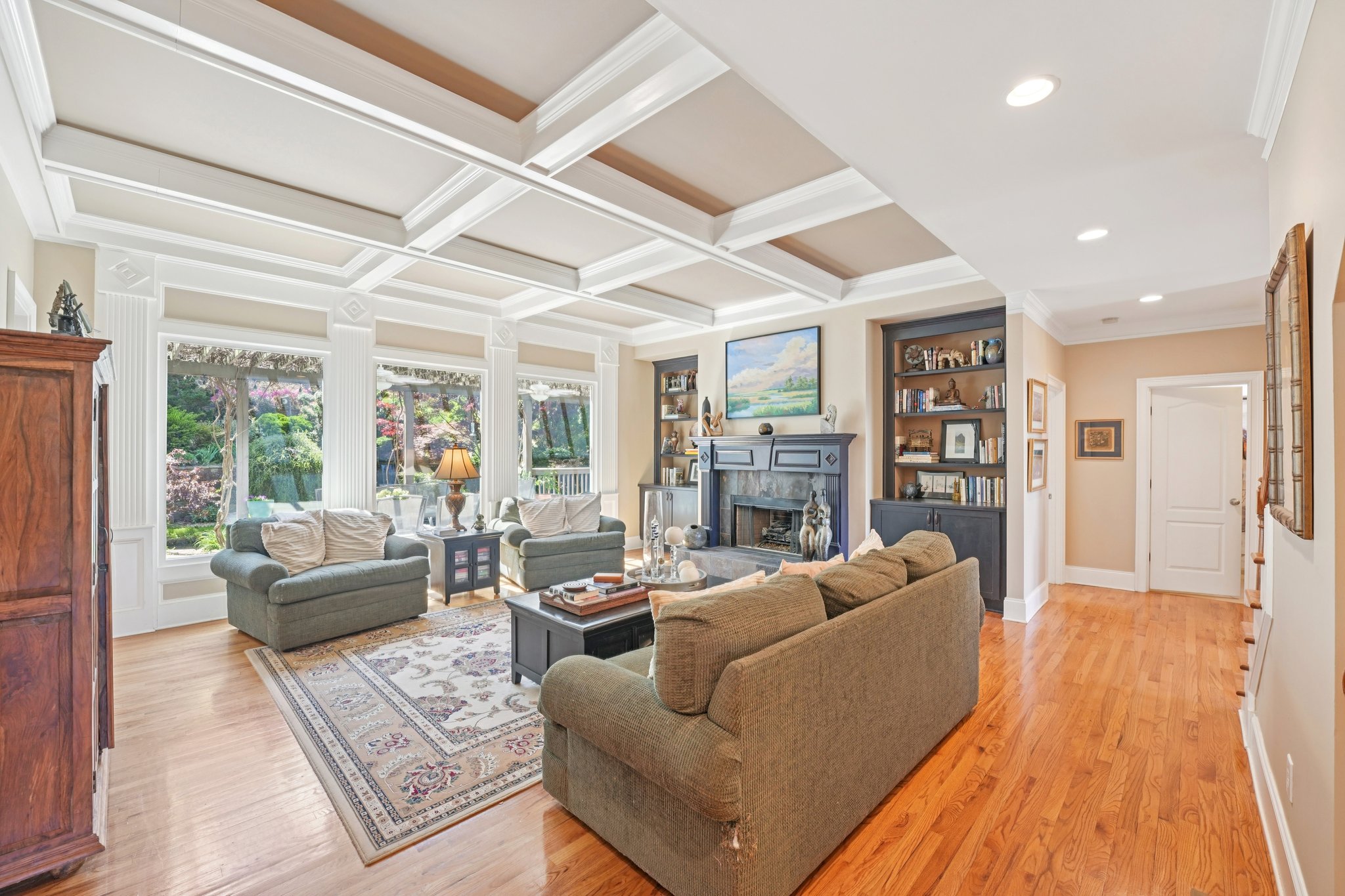 Aldrich Dr-S1504-009.jpg