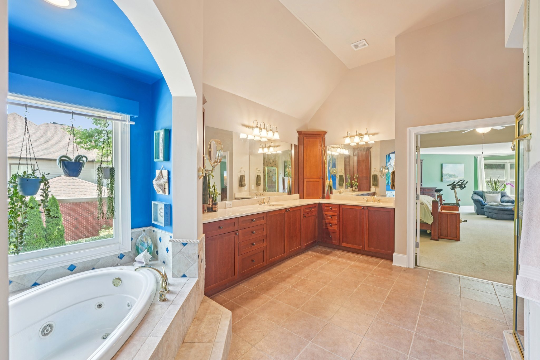 Aldrich Dr-S1504-063.jpg