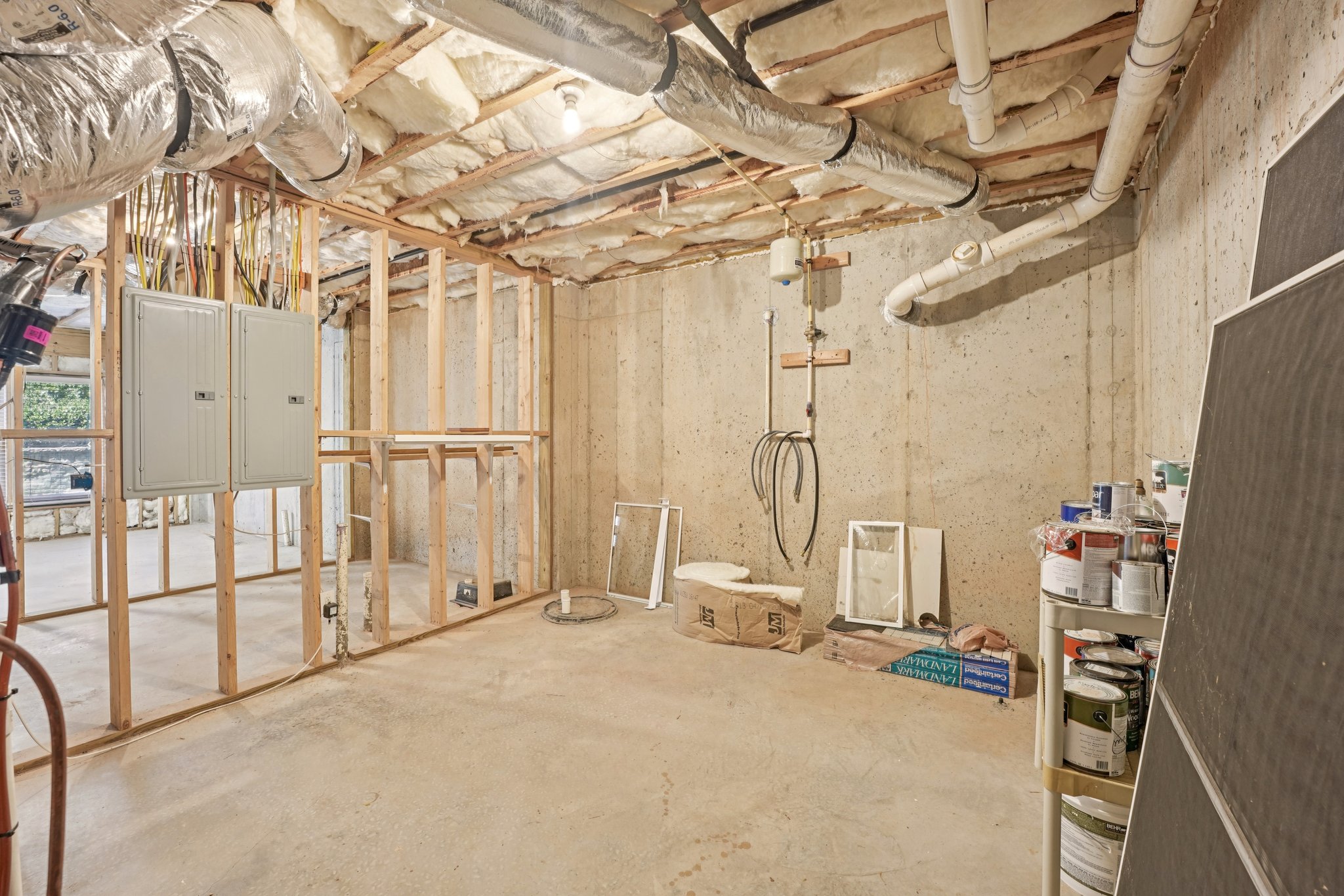 Aldrich Dr-S1504-068.jpg