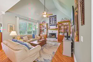 Aldrich Dr-S1504-025.jpg