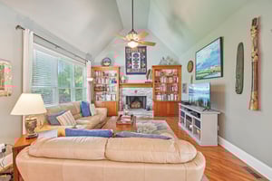 Aldrich Dr-S1504-026.jpg