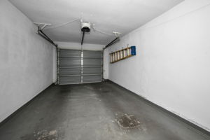 Garage1b