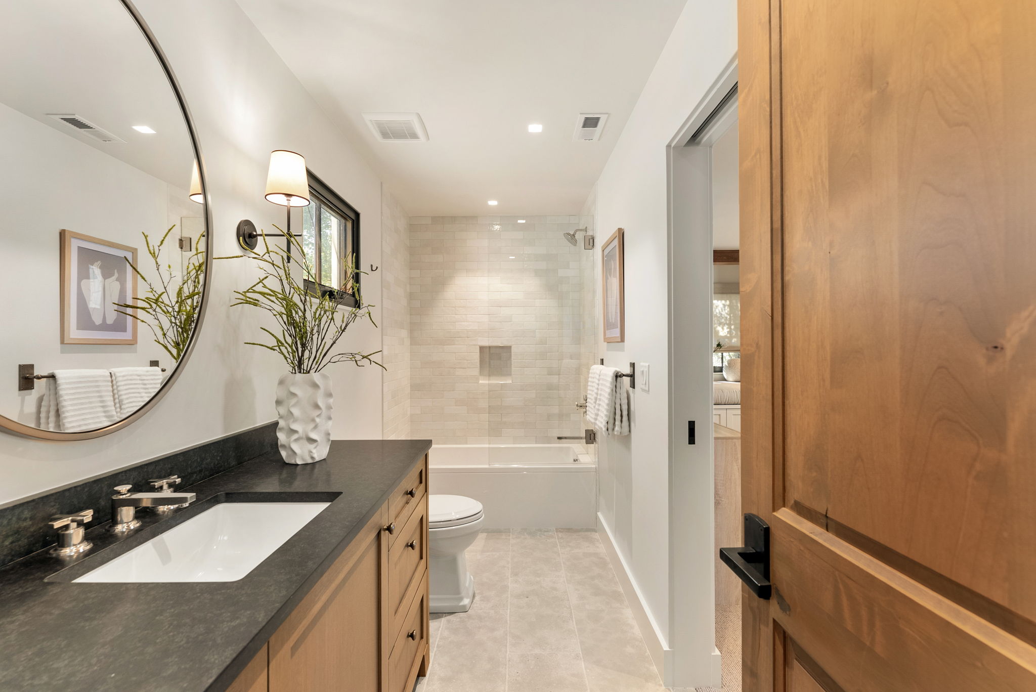  Photo 146