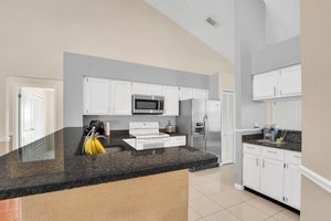 2821 Lone Feather Dr, Orlando, FL 32837, USA Photo 9