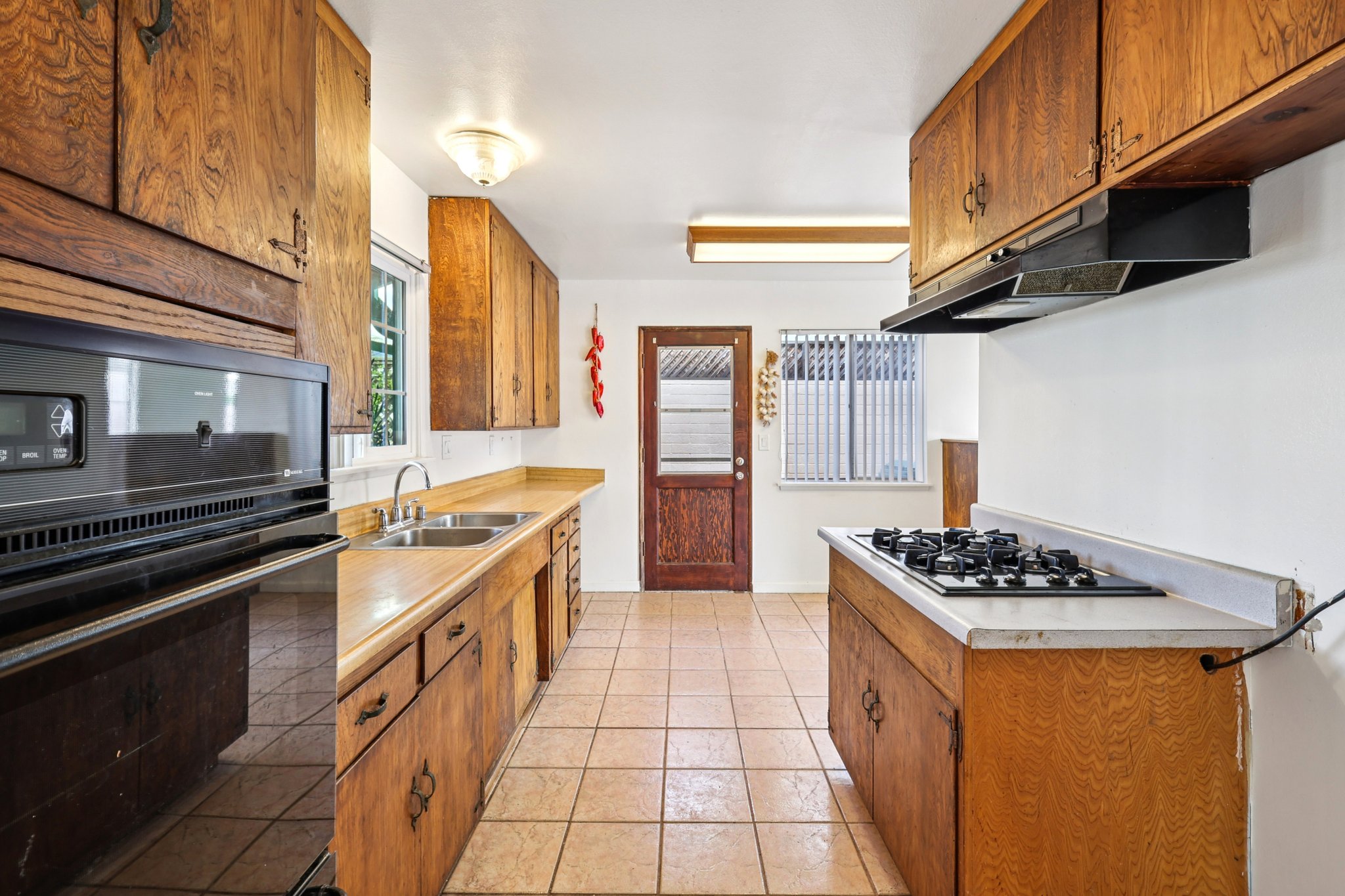 Mimika Pl-S0601-018.jpg