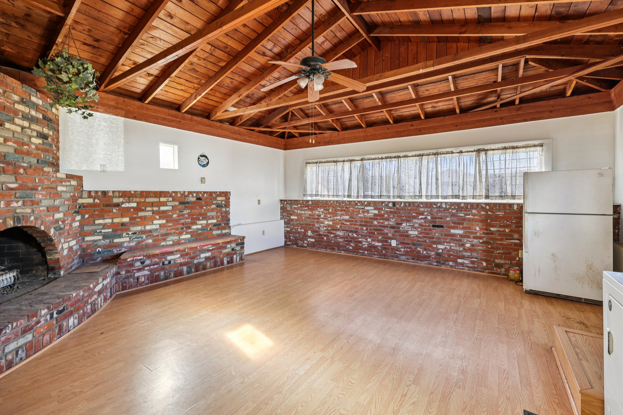 Mimika Pl-S0601-034.jpg