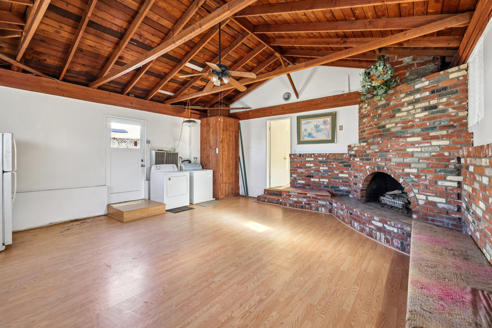 Mimika Pl-S0601-035.jpg