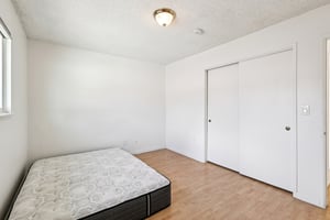 Mimika Pl-S0601-021.jpg