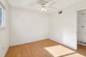 Mimika Pl-S0601-026.jpg