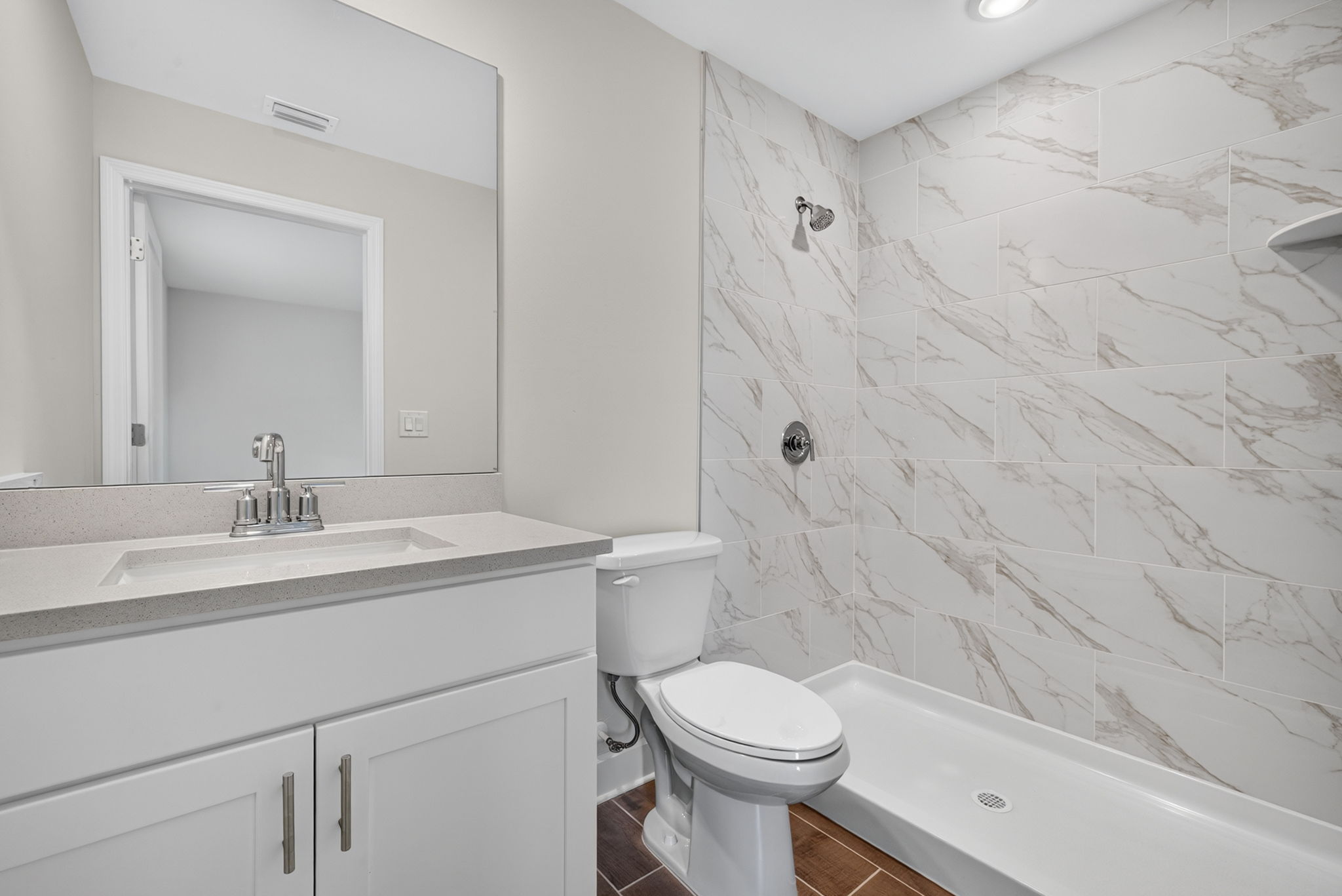 Guest Bathroom 2