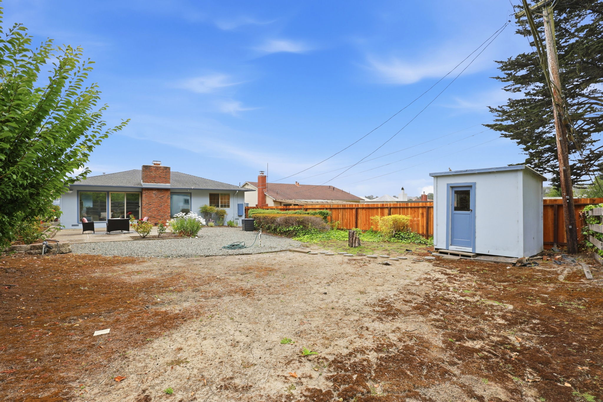033_F8_2821 Oakmont Dr