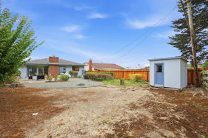 033_F8_2821 Oakmont Dr
