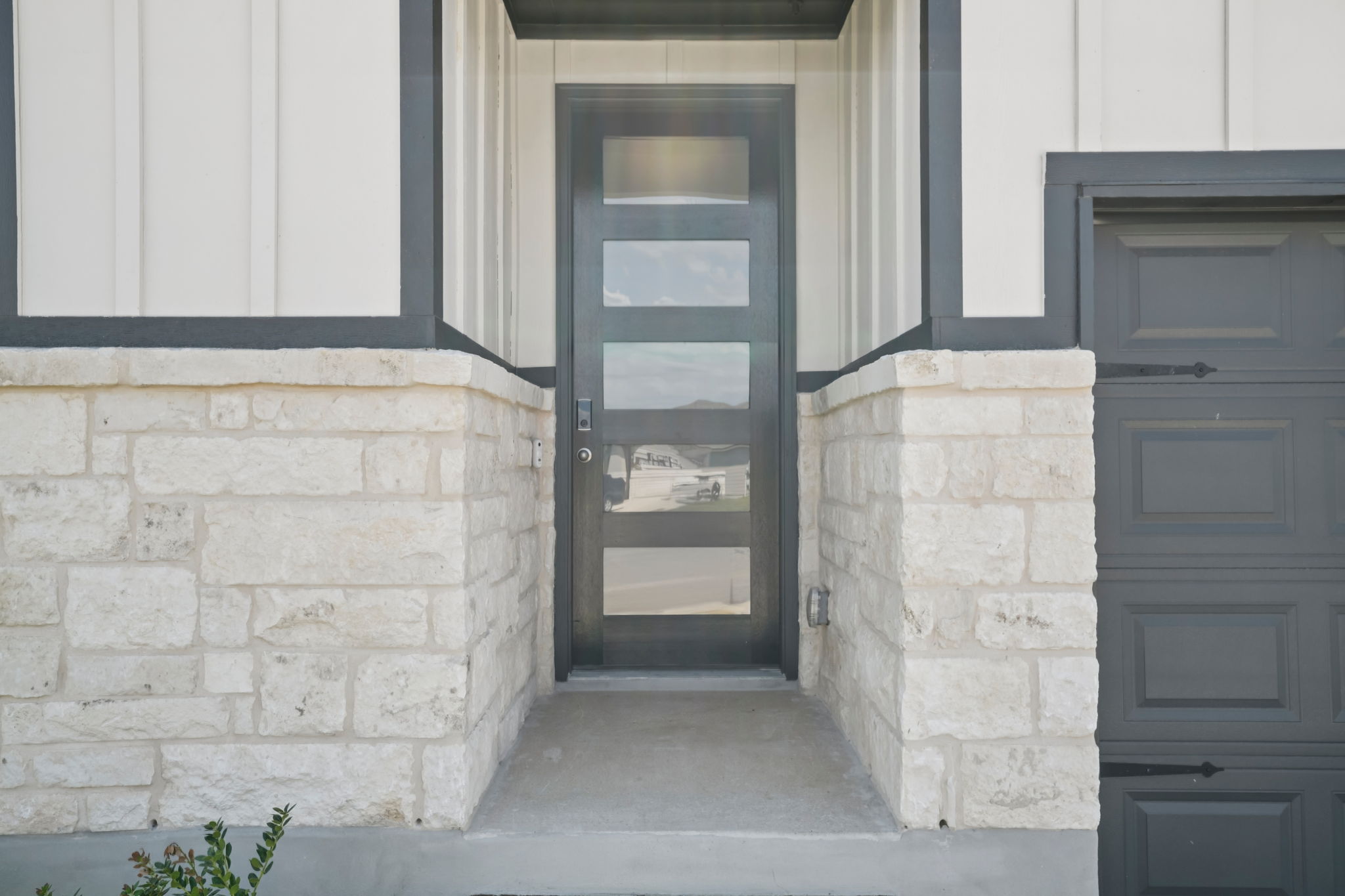 San Antonio - Catalina - 2822 Descanso Ave Converse TX 78109 - 002