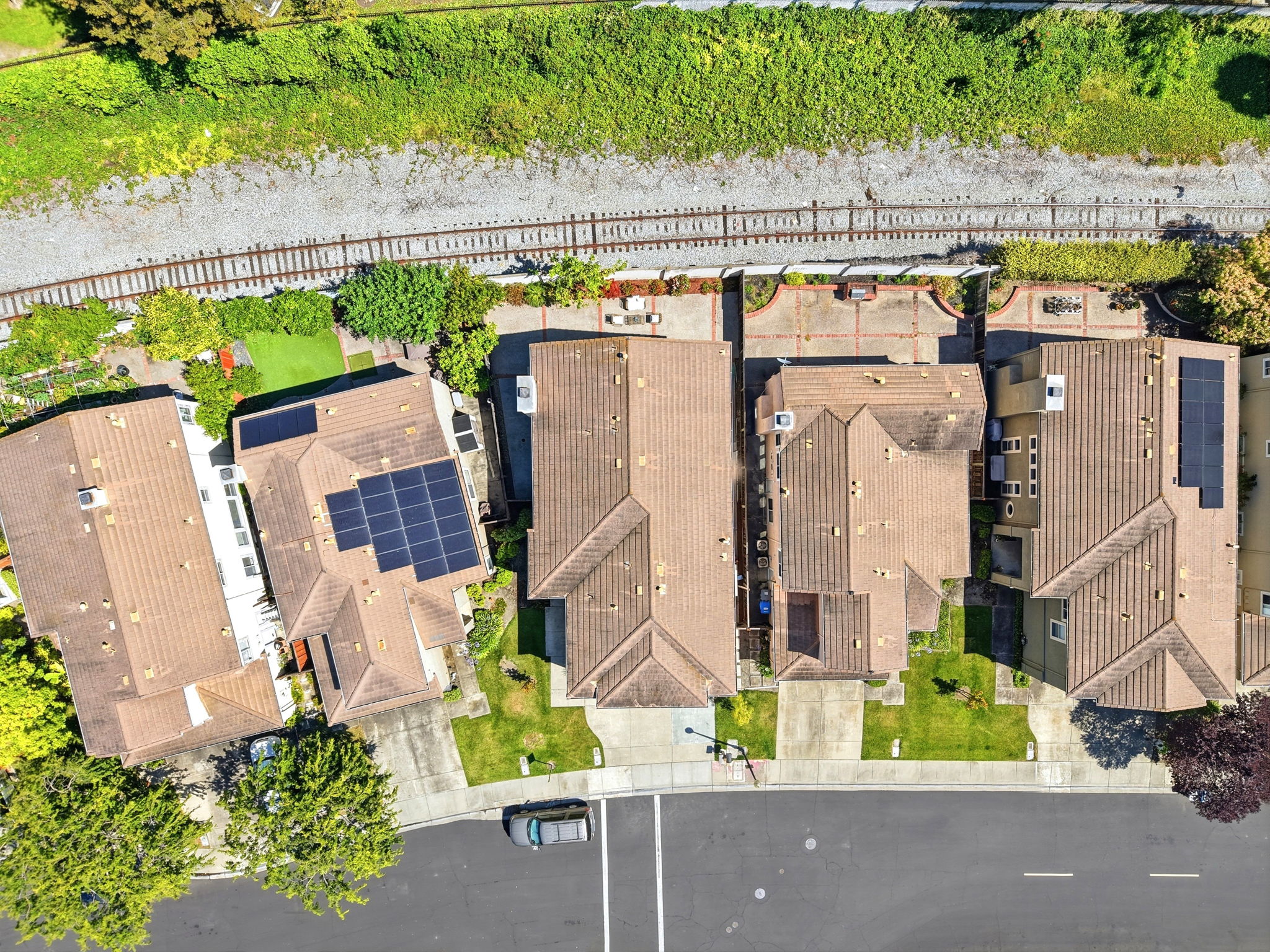 015_F8_AERIAL_2822 Montair Pl