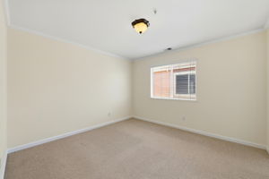023_F8_2822 Montair Pl