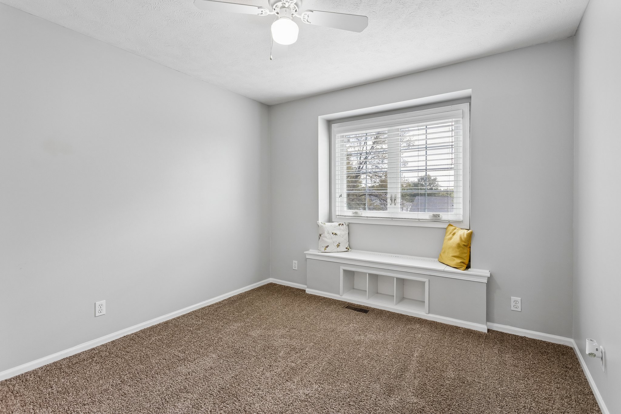 10076 - 2822 O'Shea Dr_020.jpg