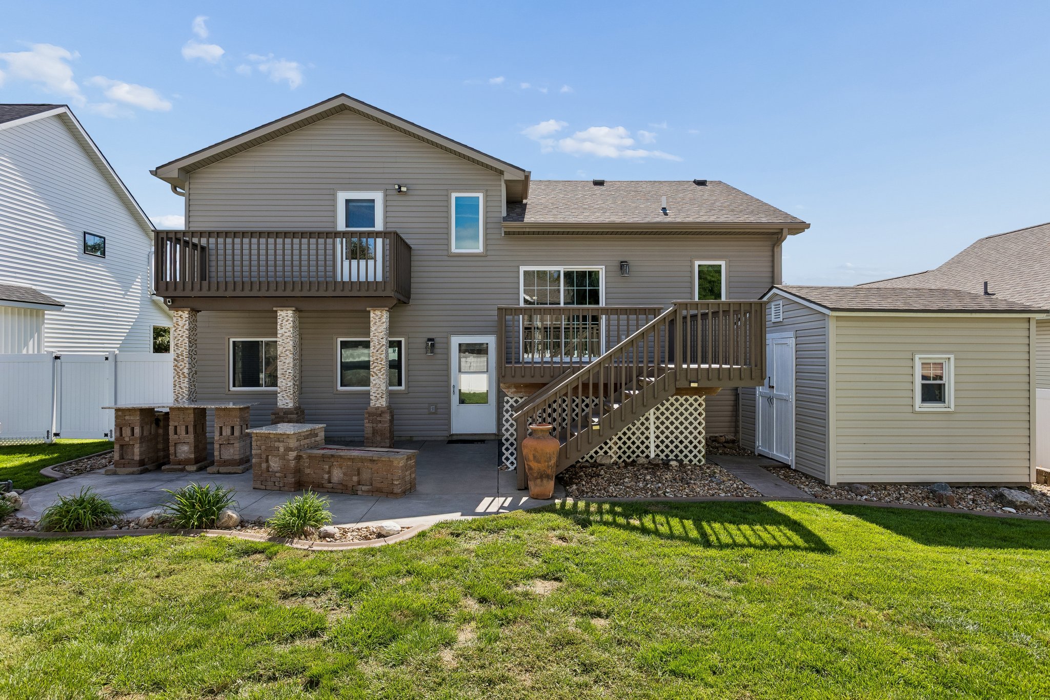 10076 - 2822 O'Shea Dr_038.jpg