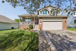 10076 - 2822 O'Shea Dr_001.jpg