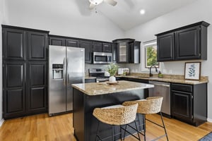 10076 - 2822 O'Shea Dr_009.jpg