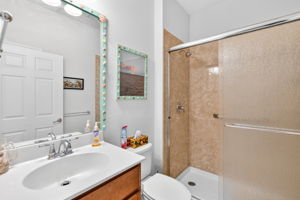  Photo 23