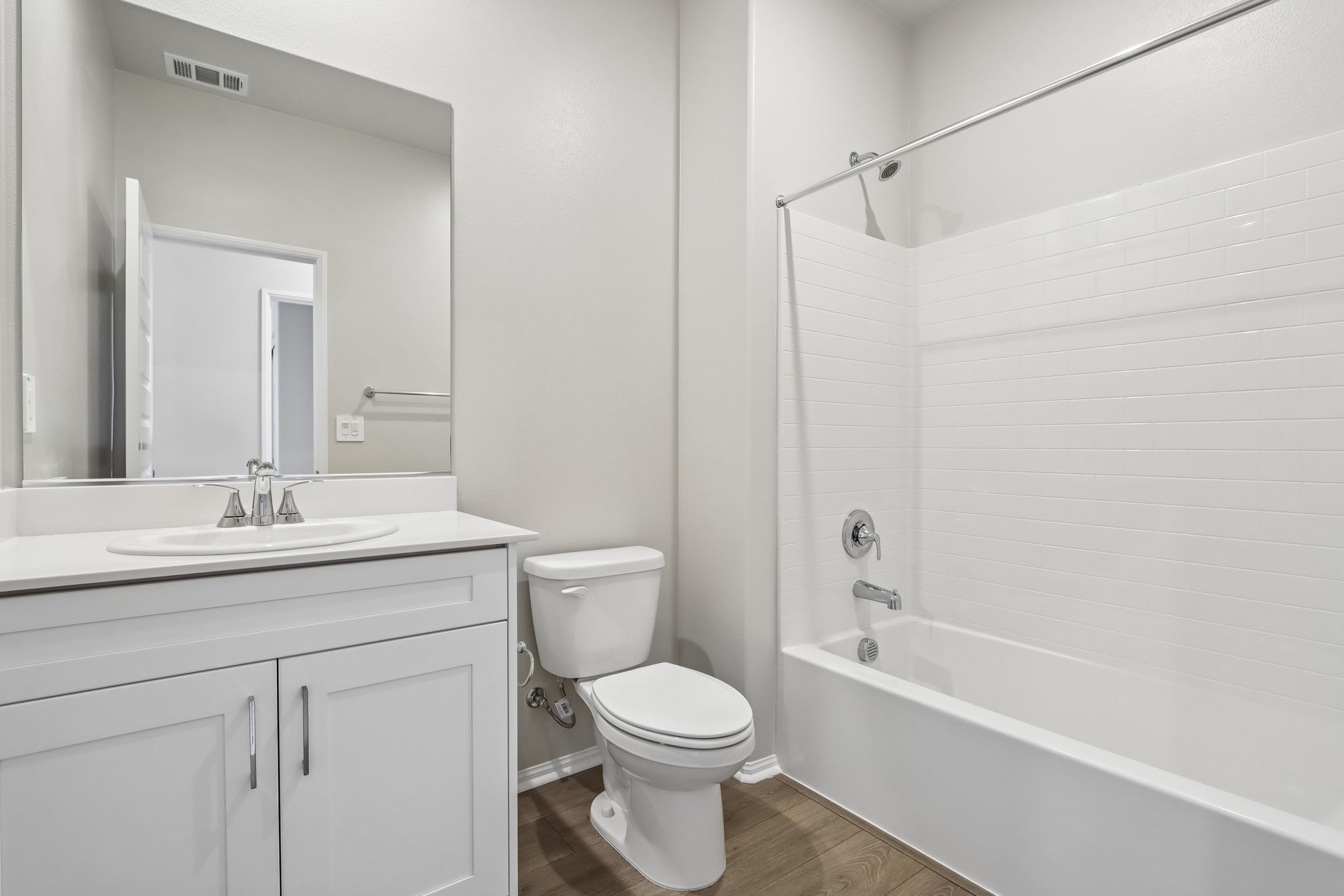 Socal Division - Prado community -28225 Via Somantano Temecula CA 91591-024