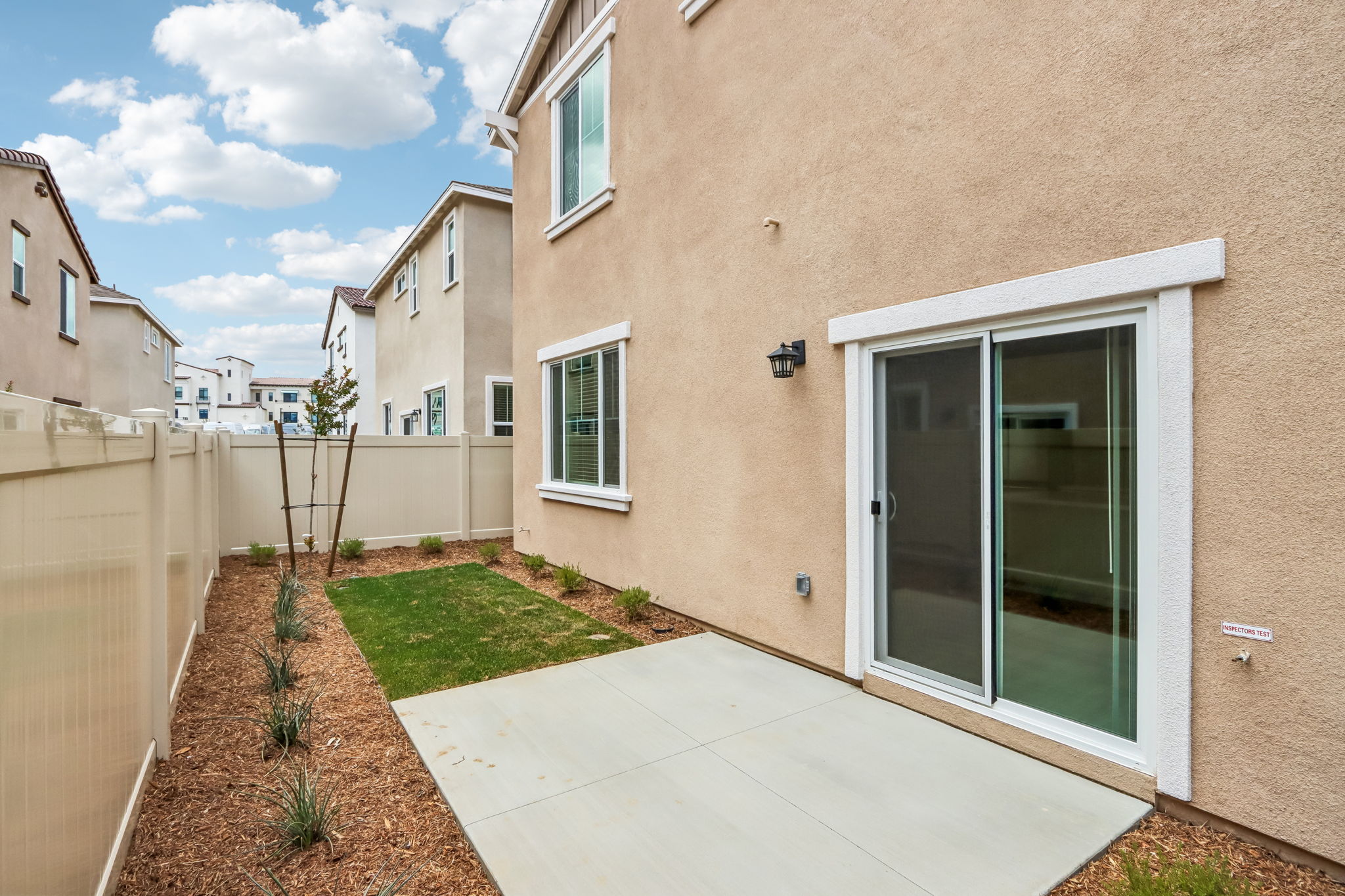 Socal Division - Prado community -28225 Via Somantano Temecula CA 91591-032