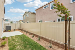 Socal Division - Prado community -28225 Via Somantano Temecula CA 91591-033