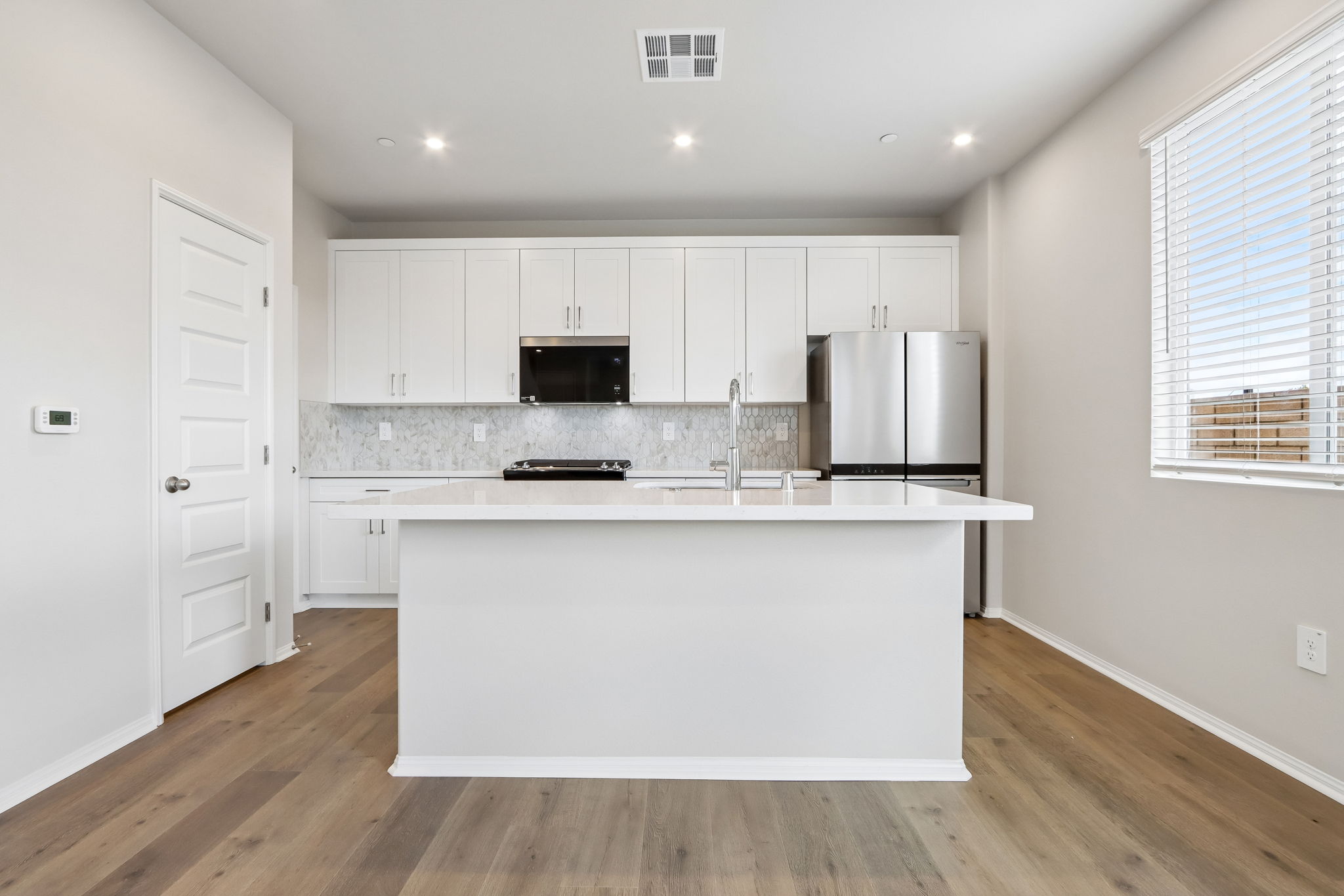 Socal Division - Prado community -28228 Via Somantano Temecula CA 91591-011