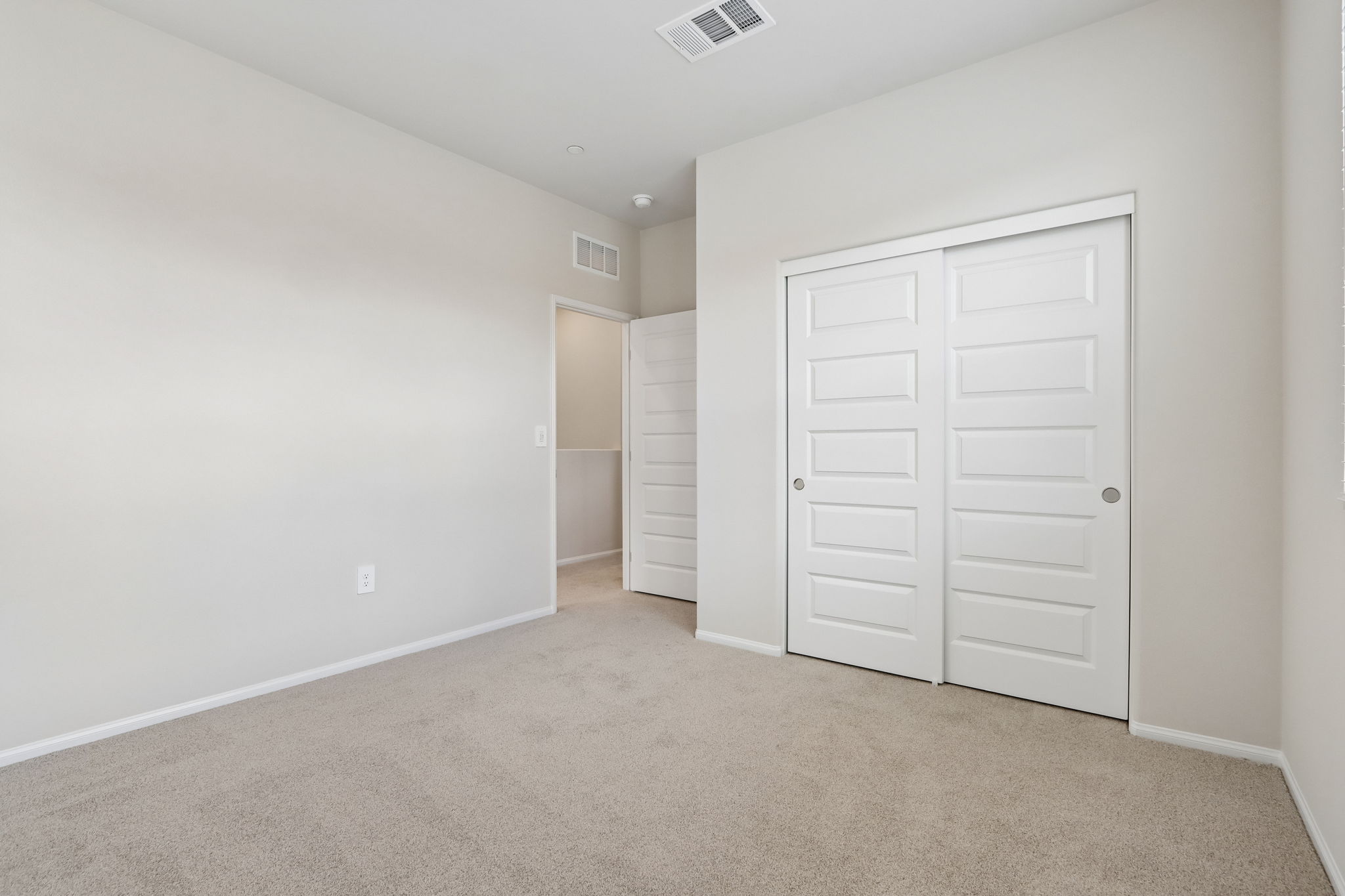 Socal Division - Prado community -28228 Via Somantano Temecula CA 91591-020