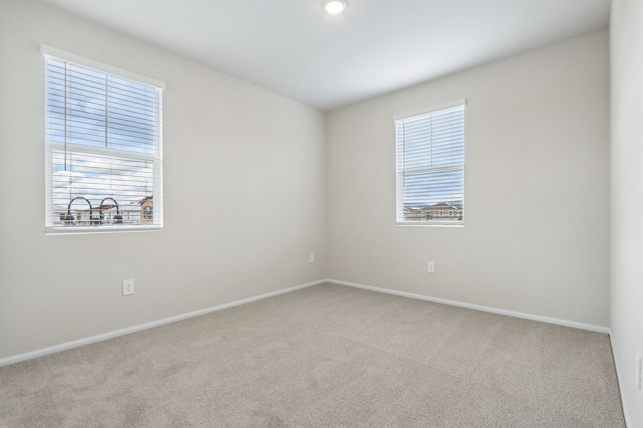 Socal Division - Prado community -28228 Via Somantano Temecula CA 91591-023
