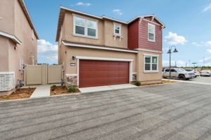 Socal Division - Prado community -28228 Via Somantano Temecula CA 91591-001