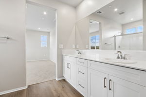 Socal Division - Prado community -28228 Via Somantano Temecula CA 91591-030