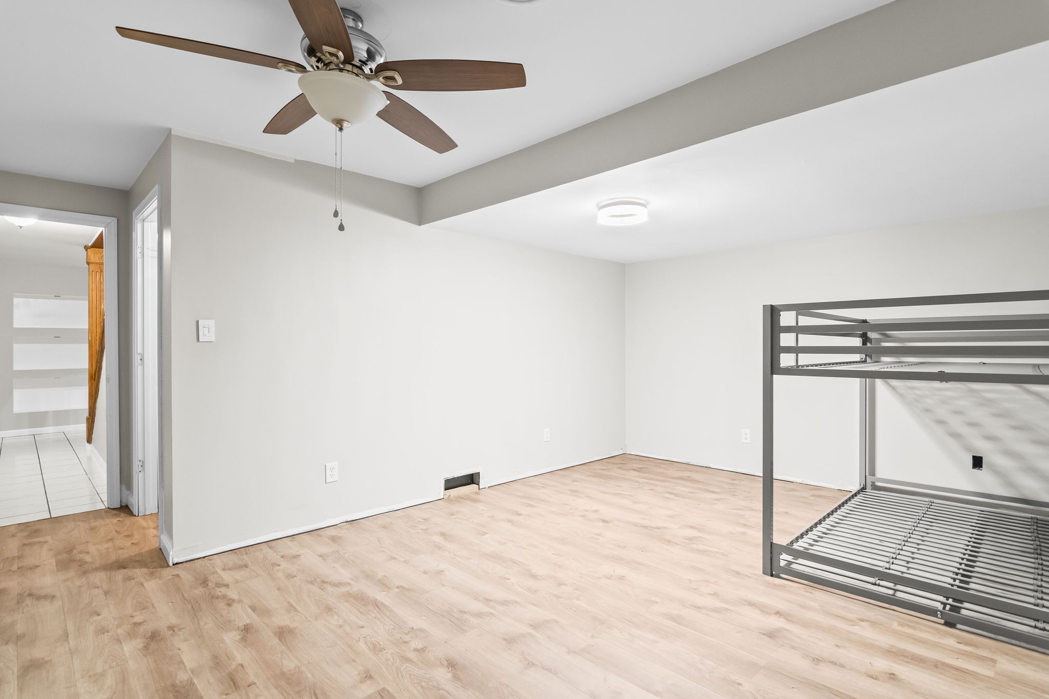 Bedroom/Office