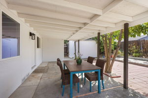 040_F8_2824 Seville Cir
