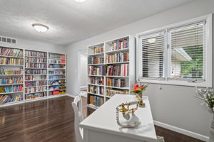 Dining Room/Office