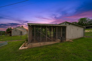  Photo 44