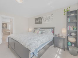  Photo 77
